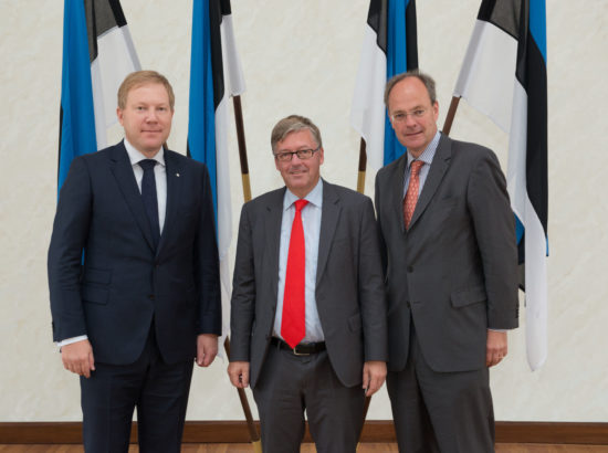 Kohtumine Saksamaa relvajõudude ombudsmani Hans-Peter Bartelsi ja Saksamaa suursaadikuga Eestis Christoph Eichhorniga